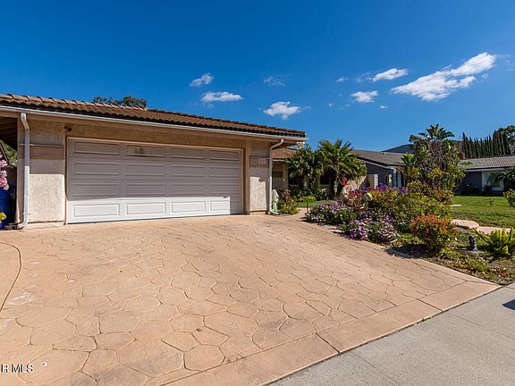 2nd image of 276 Eagleview Pl