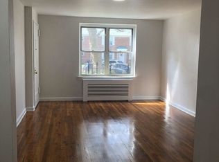 4025 192nd St APT 1, Flushing, NY 11358