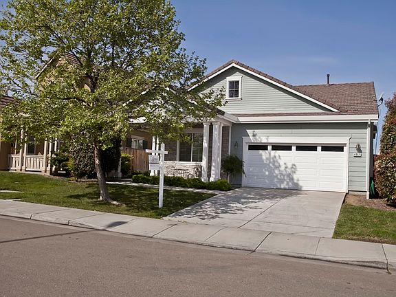 2nd image of 4151 Cherry Blossom Ln