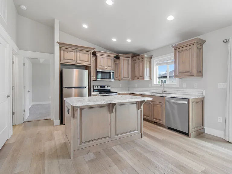 902 Monument Peak Pl — Photo 9