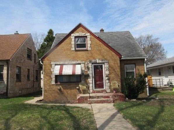 4959 N 21st St, Milwaukee, WI 53209