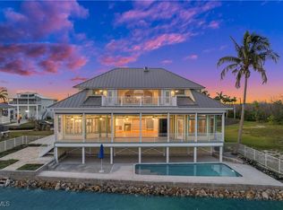 2272 Macadamia St, Saint James City, FL 33956