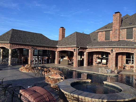 Outdoor living area