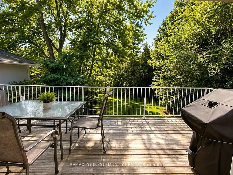 30 Knollside Dr — Photo 23