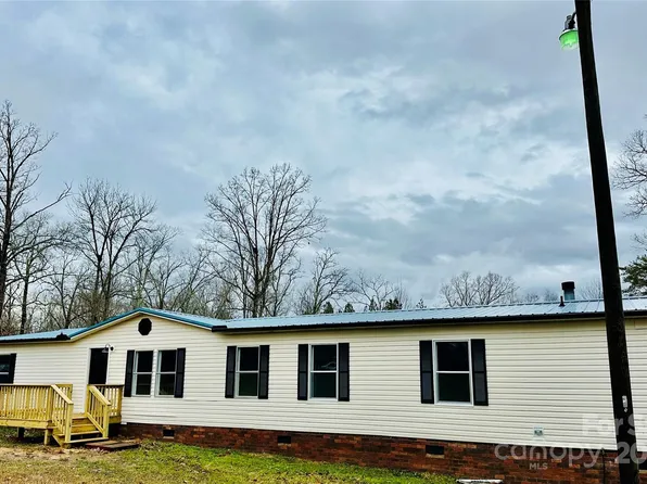 568 Mahaffey Dr, Salisbury, NC 28146