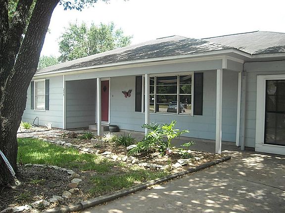 2nd image of 255 Duckett St