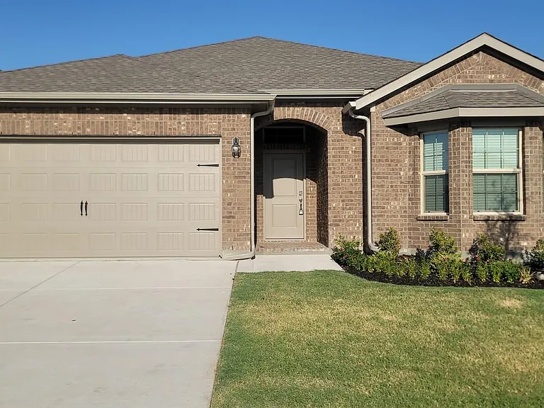 14532 Caelum Dr — Photo 2