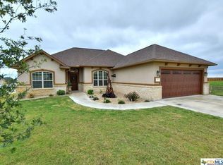 101 Greg Ln, Jarrell, TX 76537