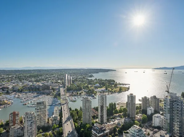 1289 Hornby St, Vancouver, BC