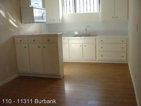 5th image of 11311 Burbank Blvd APT A