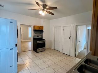 39 1/2 Milton Ave APT 2, Amsterdam, NY 12010