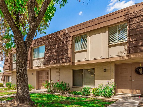 5th image of 1627 E DUNBAR Drive