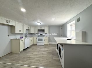 31 Chelsea St #B, Boston, MA 02128