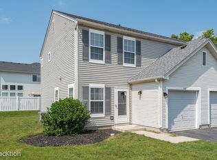 242 W Savannah Dr, Romeoville, IL 60446