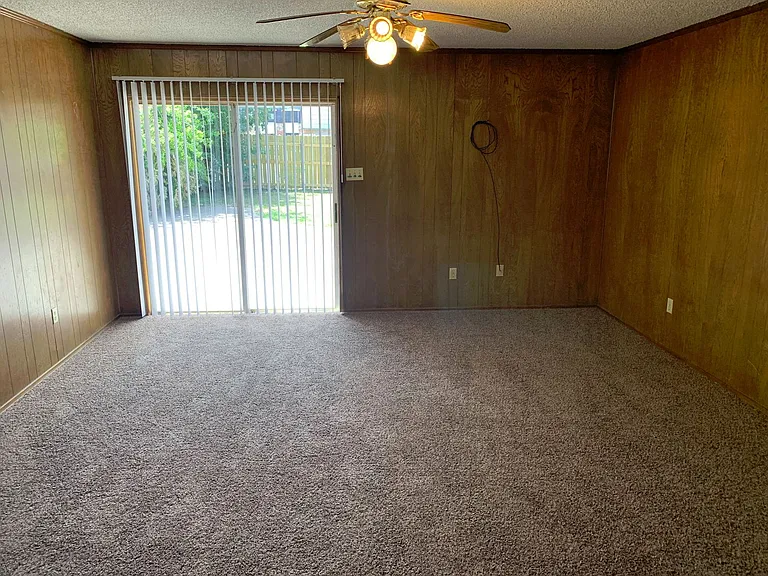6508 Wiethorn Dr — Photo 2