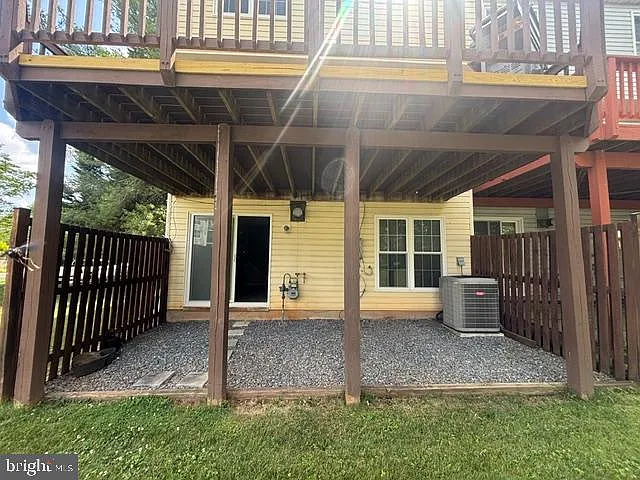 10148 Vanderbilt Cir — Photo 29