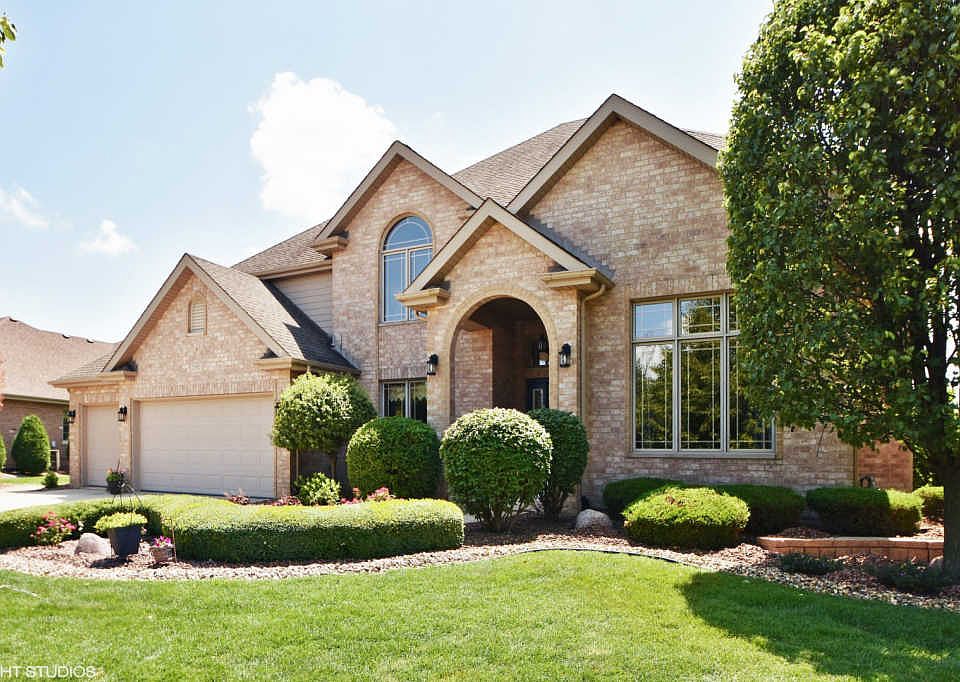 1st image of 21921 Emily Ln