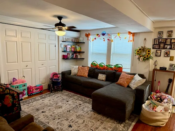 1861 East 32nd Street image 24 of 27