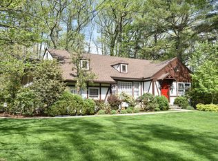 6 Chester Dr, Rye, NY 10580