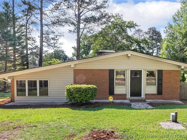 3000 Currituck Dr, Sanford, NC 27332