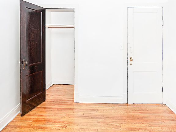 4th image of 4053 W Cortland St APT 3M