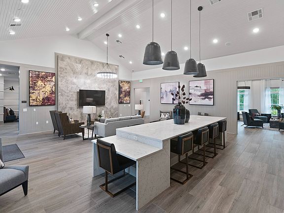 Tapestry Northridge Leasing Office
