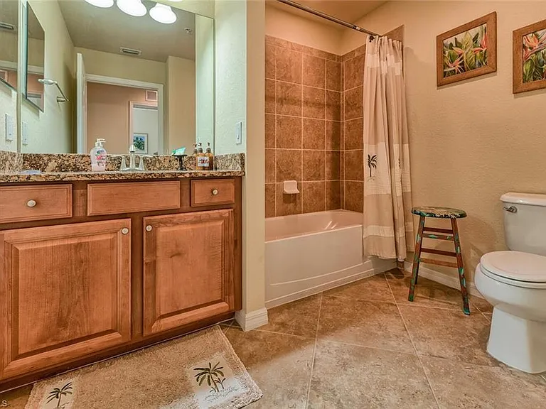 9512 Napoli Ln #101 — Photo 19