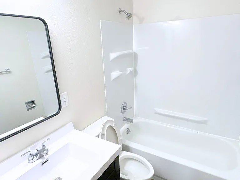 801 Pine St #2 — Photo 9