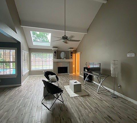 5th image of 2919 Whetrock Ln