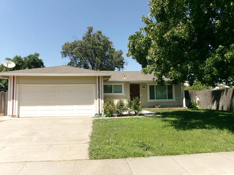 2109 California Dr