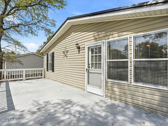2nd image of 635 Dogwood Drive