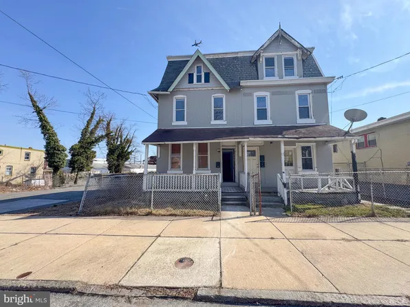 1001 W 7th St, Chester, PA 19013