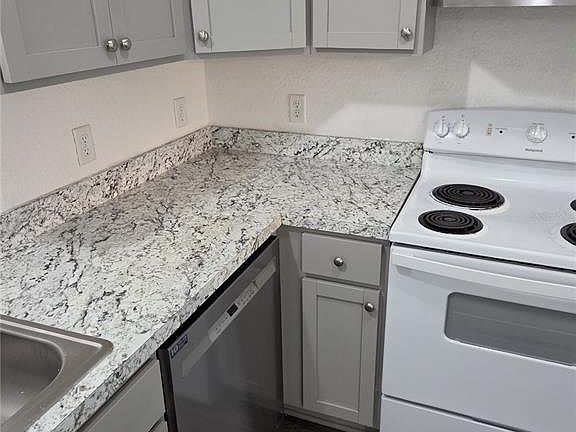 4th image of 497 NW 53rd Ave