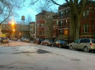 1827 W Evergreen Ave, Chicago, IL 60622