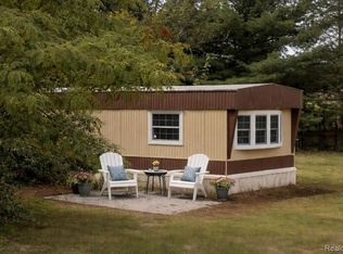 1674 Sunburst St, Grawn, MI