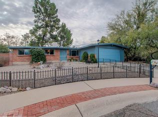 6134 E Adobe Pl, Tucson, AZ 85712