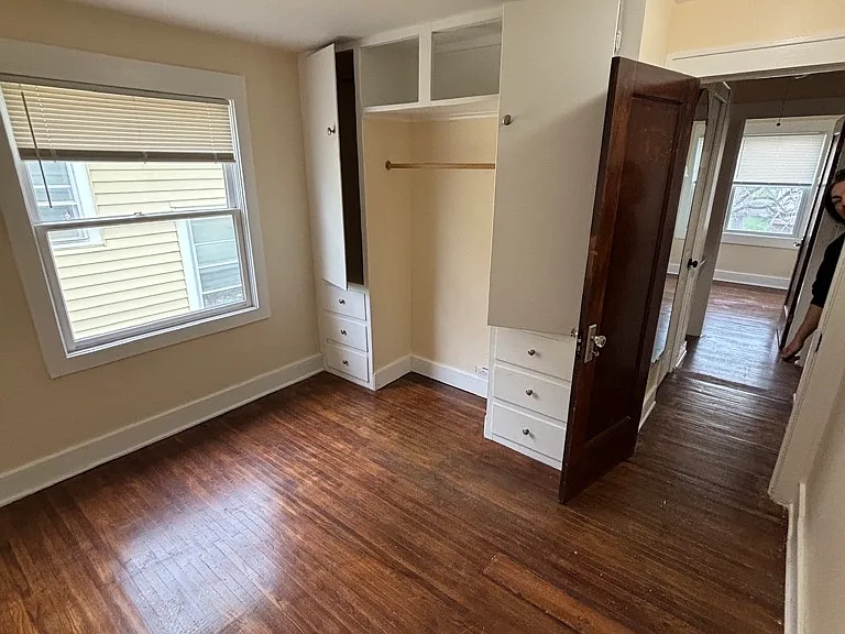 181 Shepard Ave #2 — Photo 8