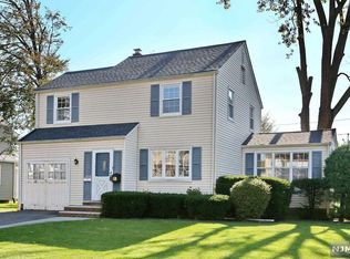 76 Ackerman Ave, Elmwood Park, NJ 07407
