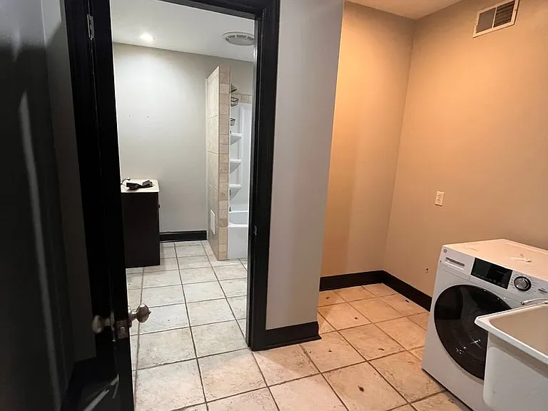5817 Ellsworth Ave — Photo 12