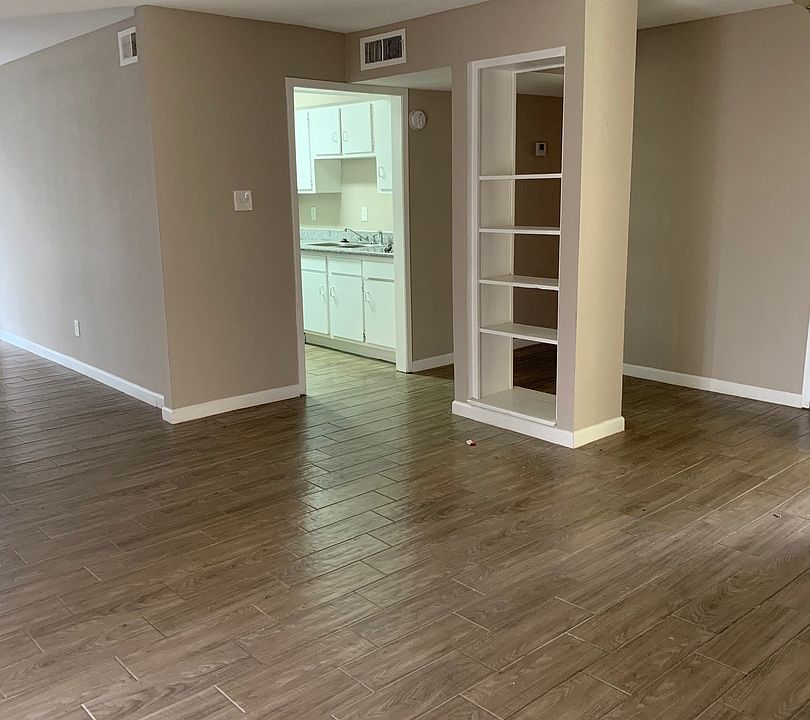 1st image of 5625 Antoine Dr #312