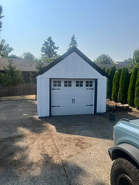 4 bed, 2928 sqft, $3,000 — Photo 3