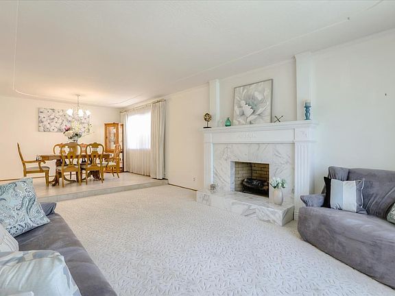 3rd image of 3463 Gila Dr