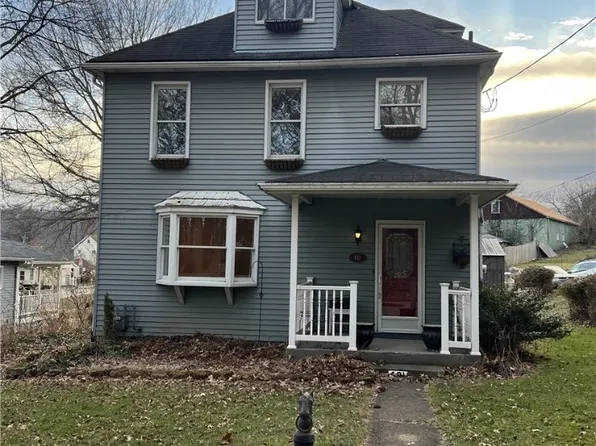 421 Butler St, Springdale, PA 15144