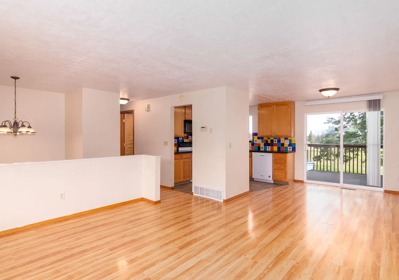 Coming soon July 15th 3 bedroom 2 bath next to EWU!! — Photo 2