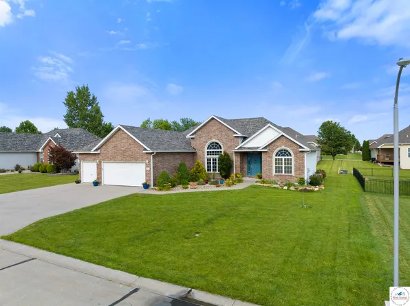 3360 Cedar Springs St, Sedalia, MO 65301