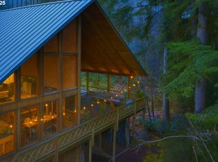 71461 Fishhawk Rd, Clatskanie, OR 97016