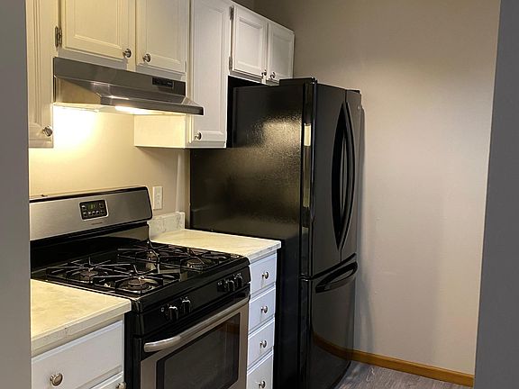 4th image of 18157 Mohawk Dr