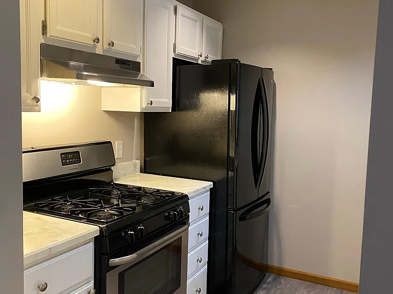 18157 Mohawk Dr — Photo 4