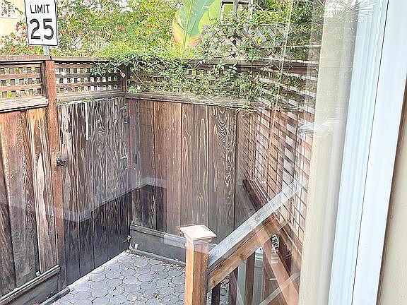 5th image of 1263 Park Ave