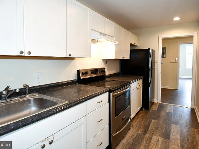 1314 Downing Pl NE #3 — Photo 9